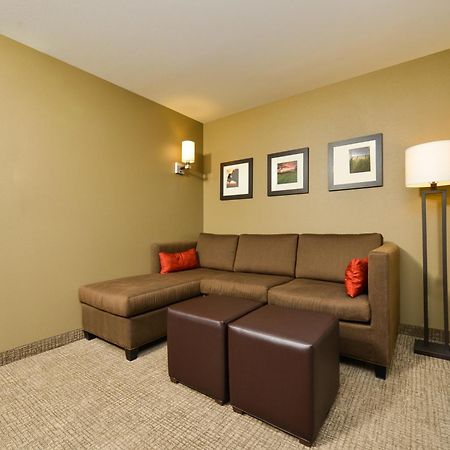 Comfort Suites Fargo Medical Center Esterno foto