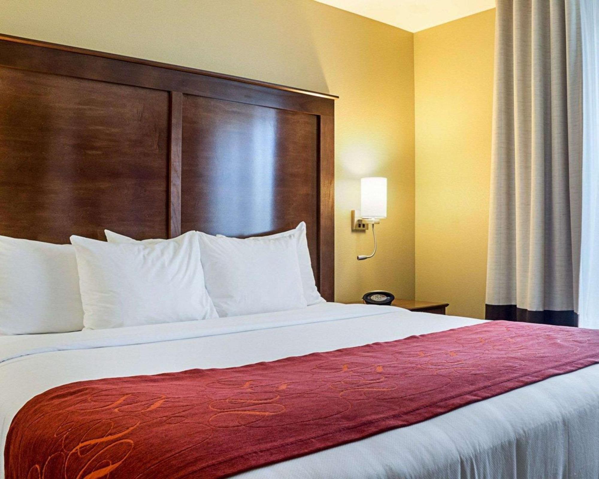 Comfort Suites Fargo Medical Center Esterno foto