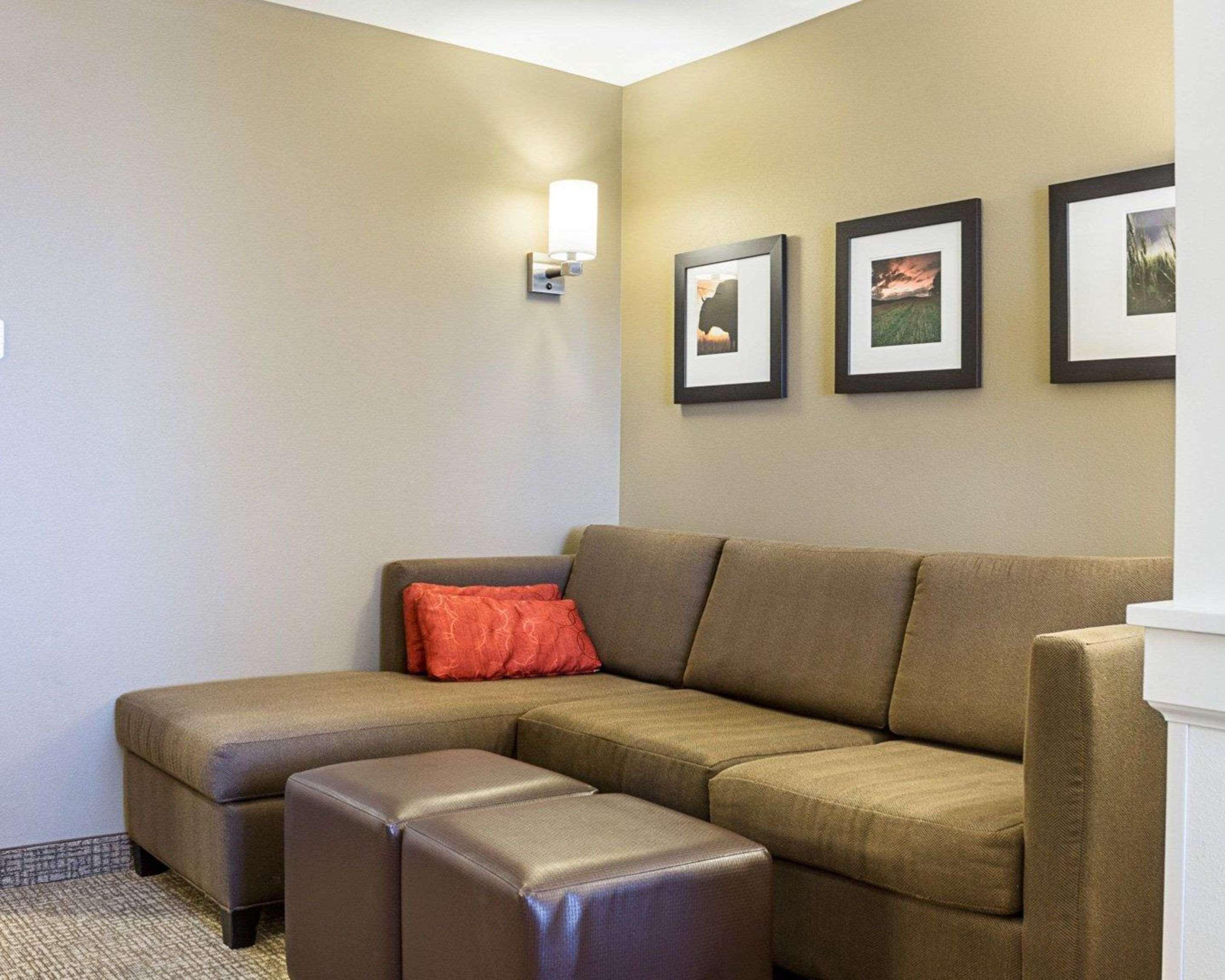 Comfort Suites Fargo Medical Center Esterno foto