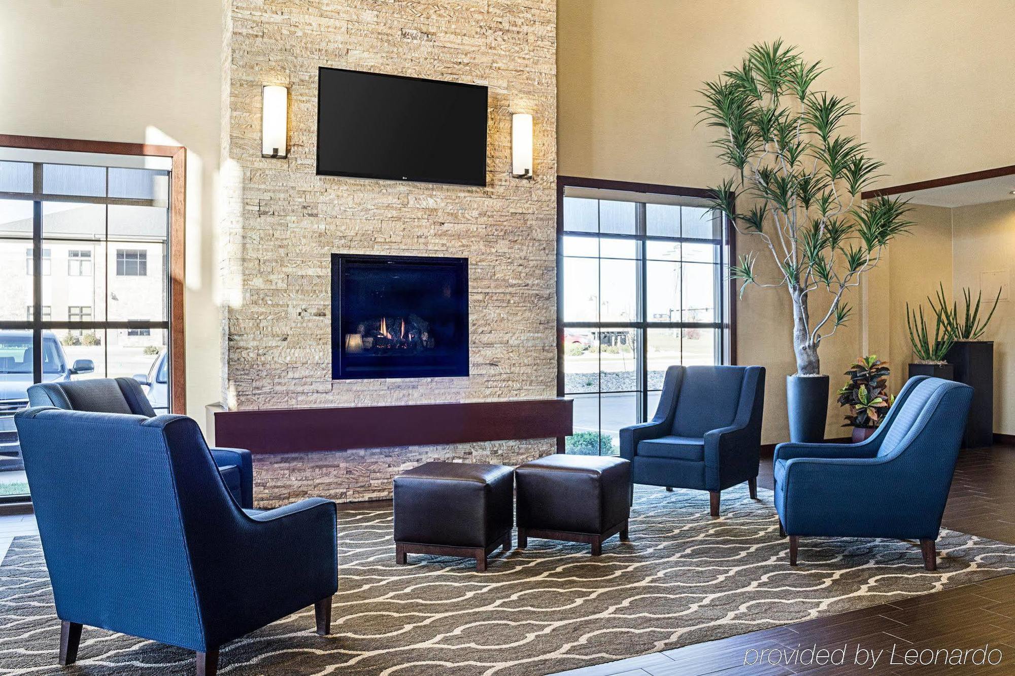 Comfort Suites Fargo Medical Center Esterno foto
