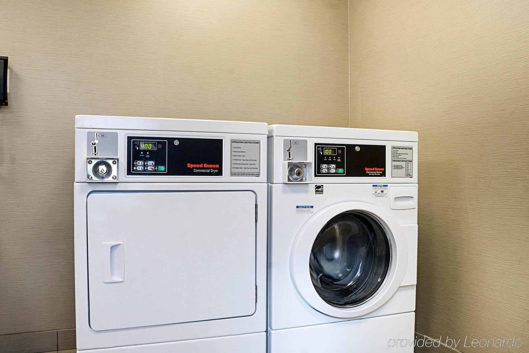 Comfort Suites Fargo Medical Center Esterno foto