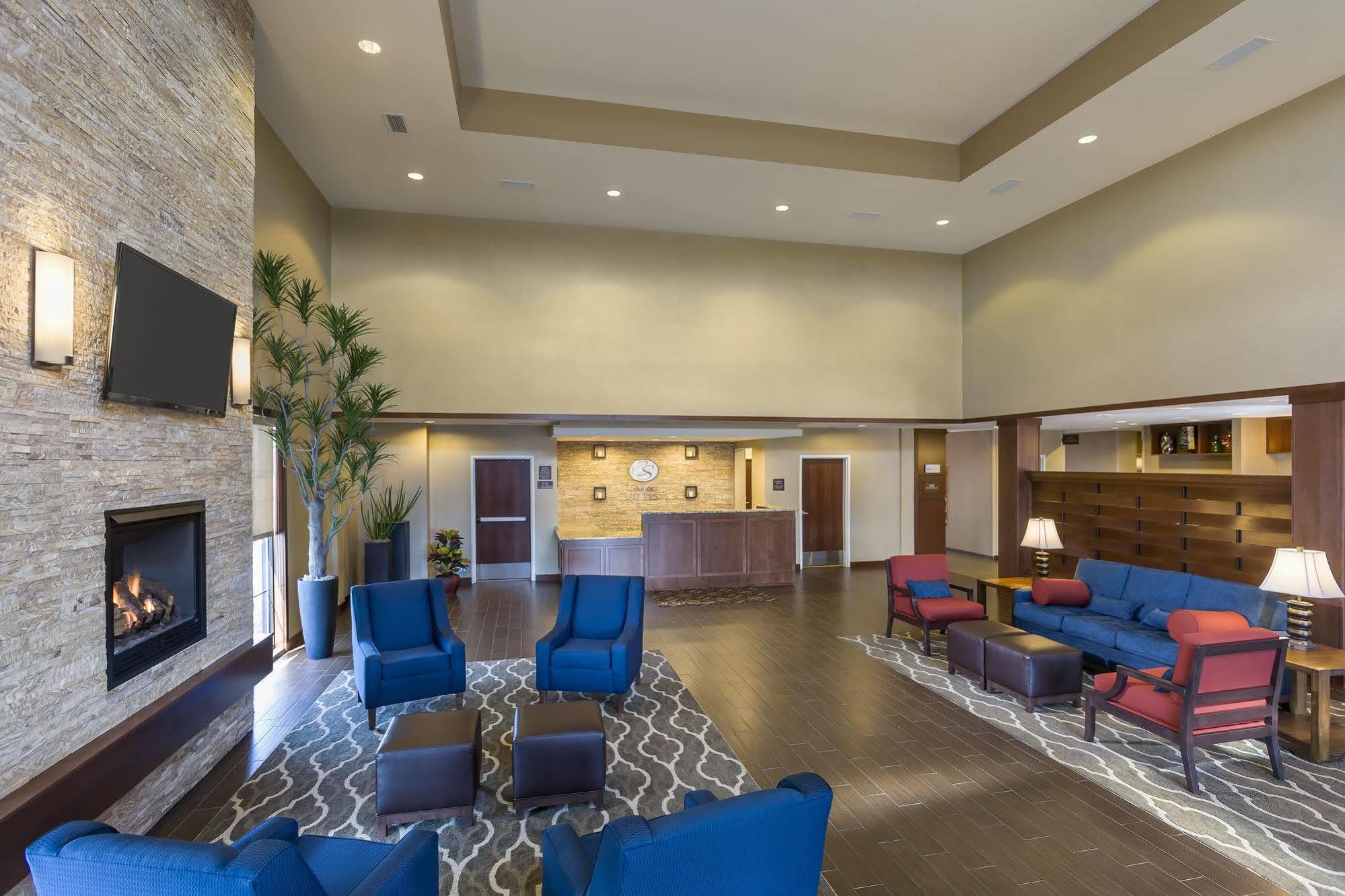 Comfort Suites Fargo Medical Center Esterno foto